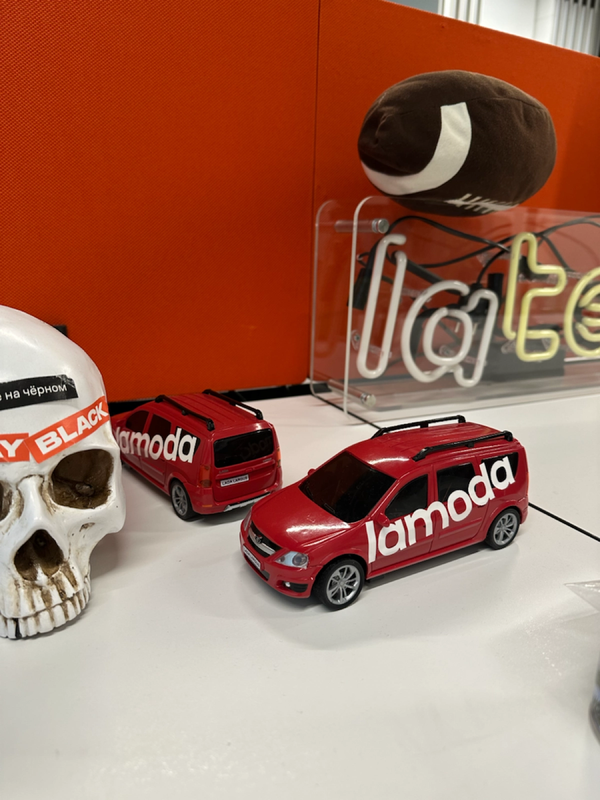 Держу в курсе о том, что в октябре присоединился к команде Lamoda Tech на позицию руководителя команды разработки | Сетка — новая социальная сеть от hh.ru