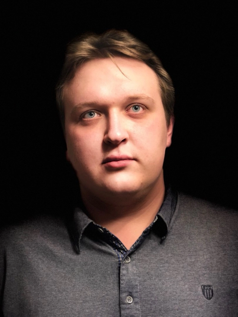 Александр Петров