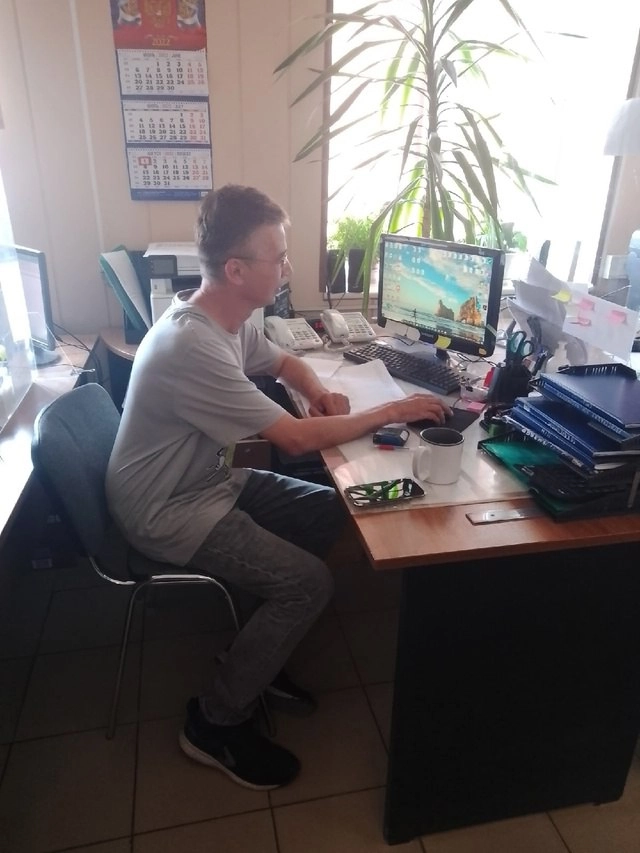 Срочно нужна подработка!
Здравствуйте! Меня зовут Кирилл, я ищу работу, связанную с IT, системным администрированием, ремонтом и обслуживанием компьютерной техники | Сетка — новая социальная сеть от hh.ru