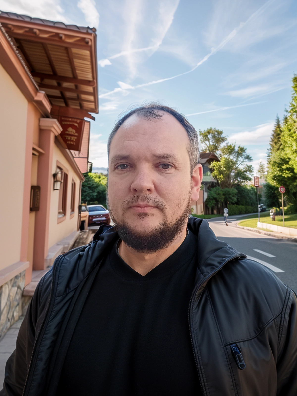 🤝 Привет начал вести канал про бесплатные нейросети Аист Ai - несем только хорошие новости. Читайте, подписывайтесь буду рад обратной связи | Сетка — новая социальная сеть от hh.ru