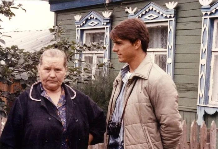 Том Круз в Москве
В мае 1988 года Том Круз, посетил СССР вместе со своей супругой (на тот момент) Мими Роджерс | Сетка — новая социальная сеть от hh.ru