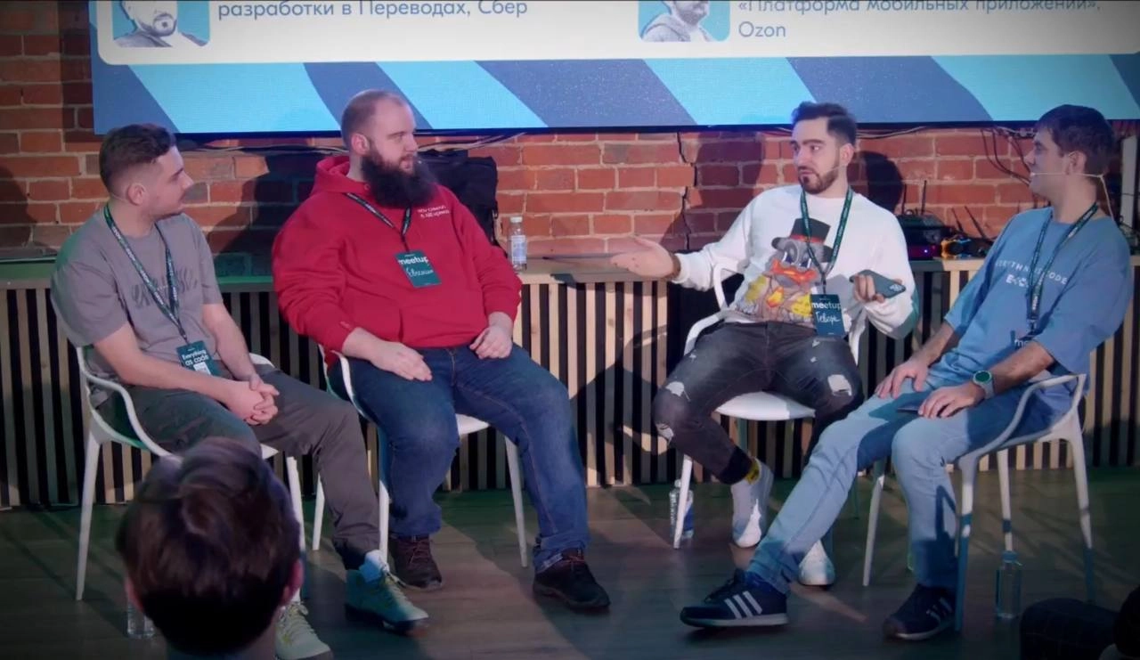 Развитие мобилок в будущем с митапа Ozon
Эксперты с Ozon, AliExpress, Сбер. 
Геворк @GeorgioSafo : Привет!
Первое — потенциальная технология будущего | Сетка — новая социальная сеть от hh.ru