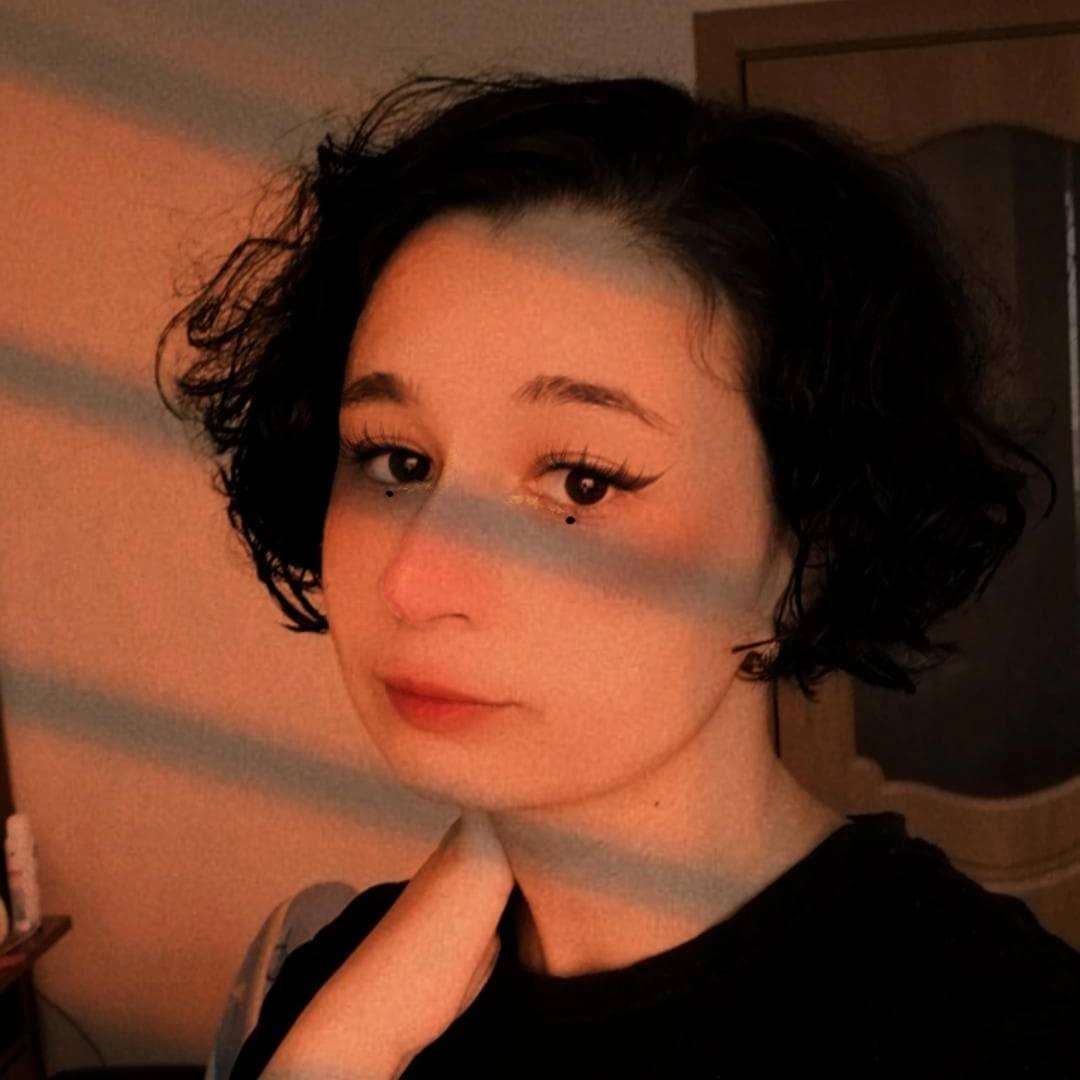 Жасмин Белых