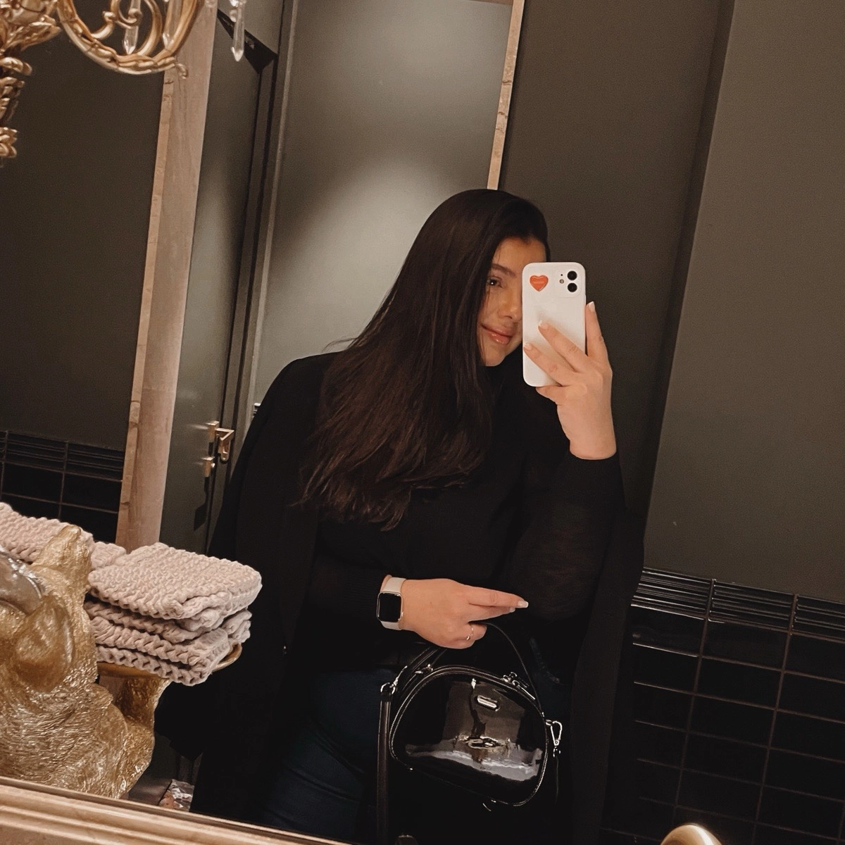 Ксения Устинова