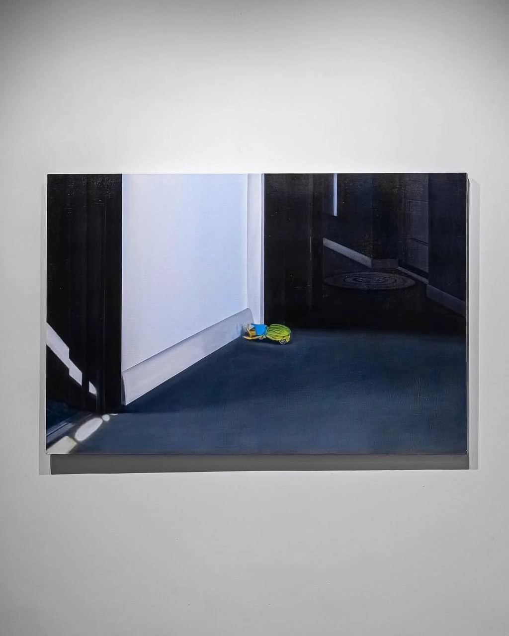 🖼️Новая бесплатная выставка «Эхо настоящего» открылась в Serene gallery
До 5 апреля, вт-сб, 12:00-20:00
Художница фотографировала незаметные локации, а затем превращала их в живопись, отражая особое н... | Сетка — новая социальная сеть от hh.ru