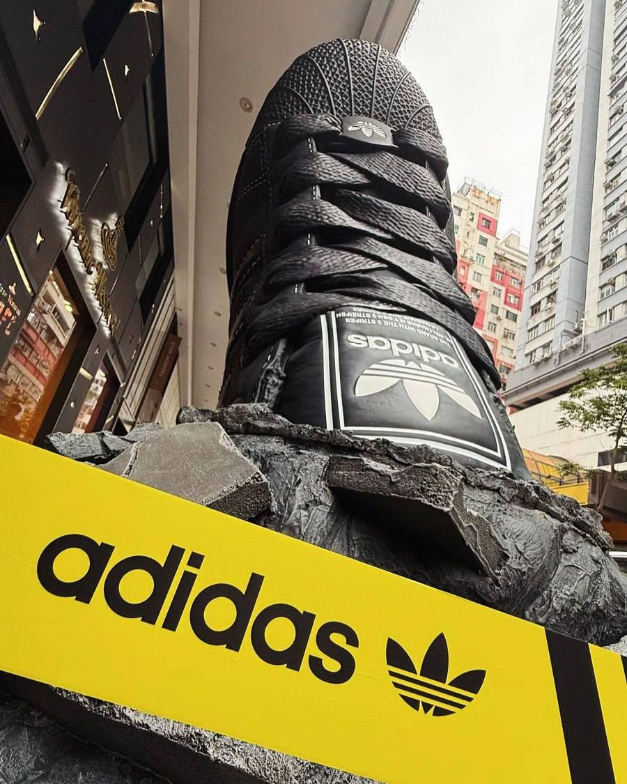 Реклама от adidas в Гонконге к предстоящему показу уличной моды.
celeba-sport.ru / Sport Community | Сетка — новая социальная сеть от hh.ru