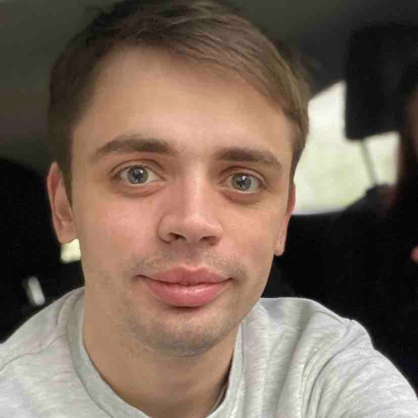 Андрей Гофман