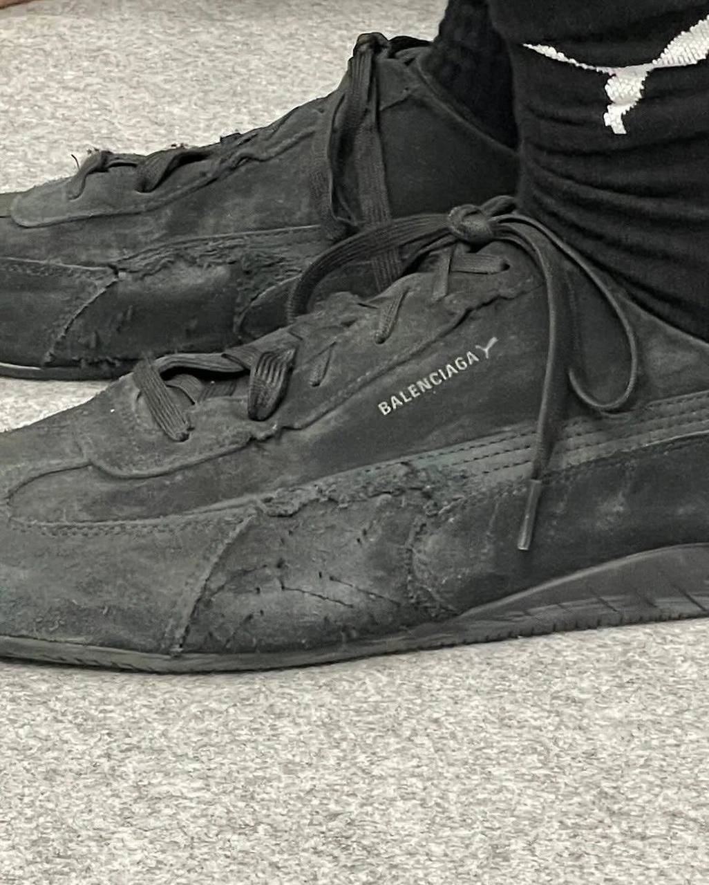 Не топчутся на месте. Представьте коллаб двух брендов: Balenciaga и Puma. Наверняка, что-то глянцевое и пафосное, да? Впрочем, как и всегда | Сетка — новая социальная сеть от hh.ru