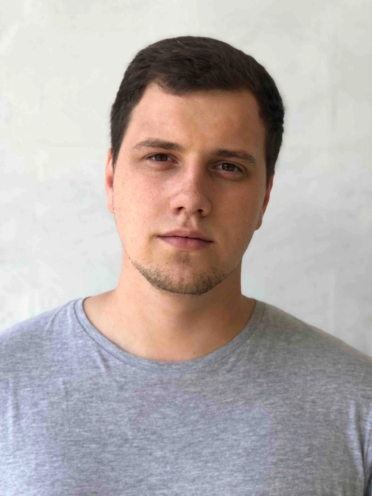 Александр Артюшин