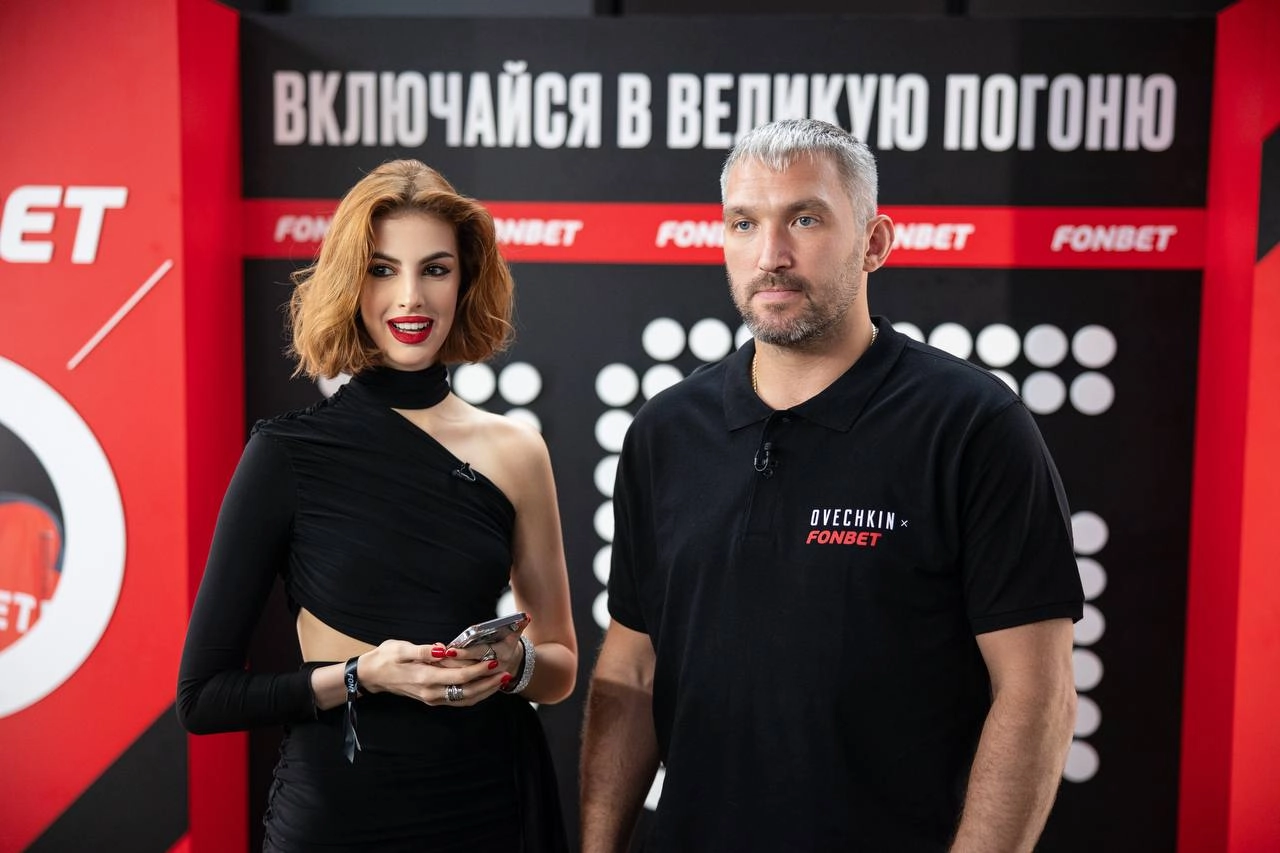 🔝 Fonbet x Овечкин — проекты, мерч, 34 млн на добро, офис, вакансии, Баста и Бурунов и рост ставок! 
Овечкин — амбассадор Fonbet и скоро побьет рекорд НХЛ по шайбам | Сетка — новая социальная сеть от hh.ru