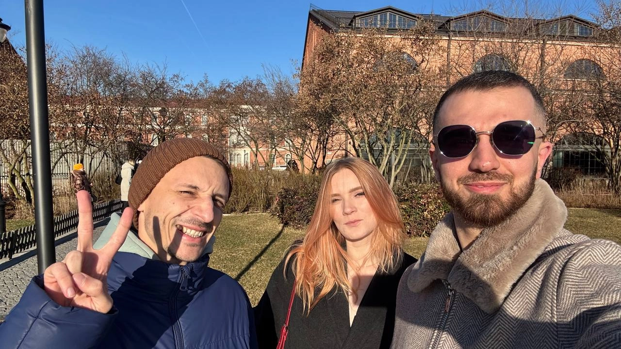 Лёгкие, семейные выходные в Питере
Благо ещё солнце светило — поднабрался витамином D и возвращаюсь в Москву.
Впервые попробовал флоатинг | Сетка — новая социальная сеть от hh.ru