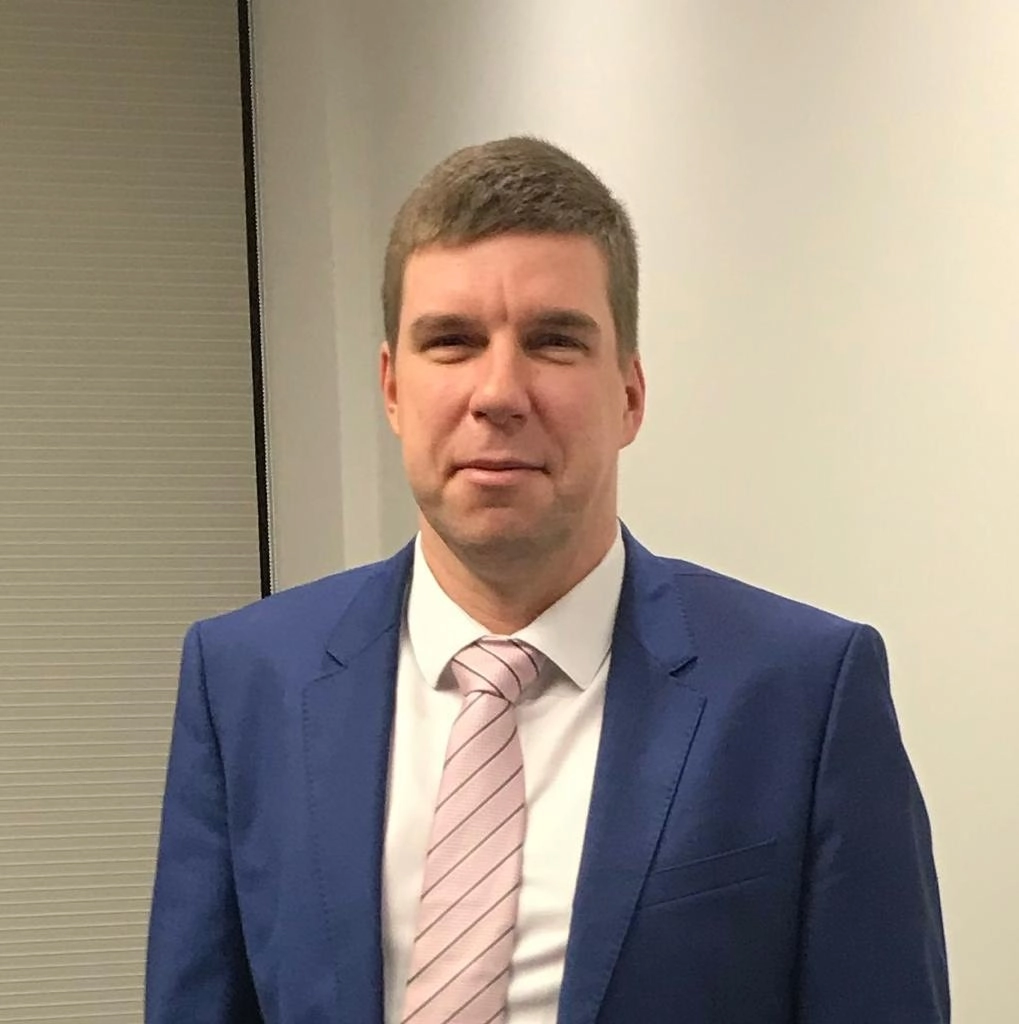 Сергей Евстратов | Сетка — социальная сеть от hh.ru