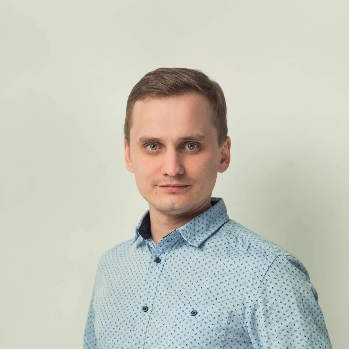 Александр Гром