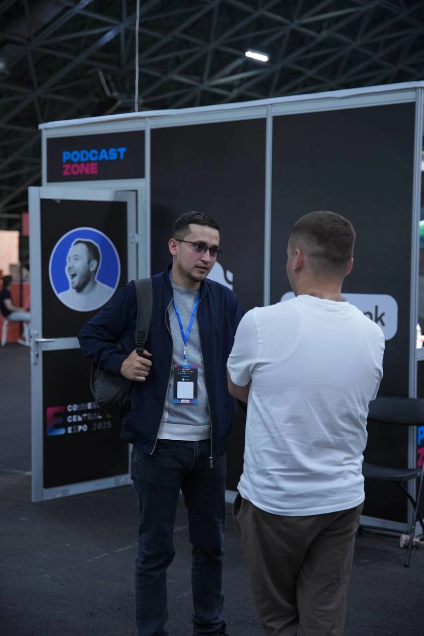 Недавно мы приняли участие в Ecommerce Central Asia EXPO 2025, где записали подкасты с ключевыми игроками рынка, в том числе:

Джамиля Халибаева — глобальный директор по маркетингу IT Park Uzbekistan
... | Сетка — новая социальная сеть от hh.ru