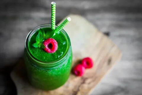 🌱 Микрозелень в коктейлях: свежий витаминный заряд! 🍹  
Привет, друзья! Сегодня я хочу поделиться с вами удивительным способом придать своим коктейлям еще больше свежести, вкуса и пользы для здоровья | Сетка — новая социальная сеть от hh.ru