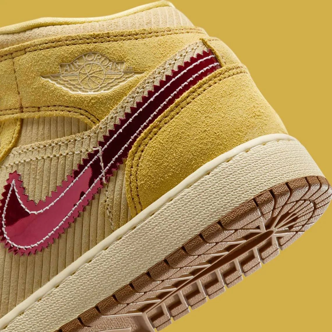 Офигеть, Nike Air Jordan выпустит серию кроссовок, вдохновленных Чизбургером, Клубничным Милкшейком и Картошкой Фри 😱 | Сетка — новая социальная сеть от hh.ru