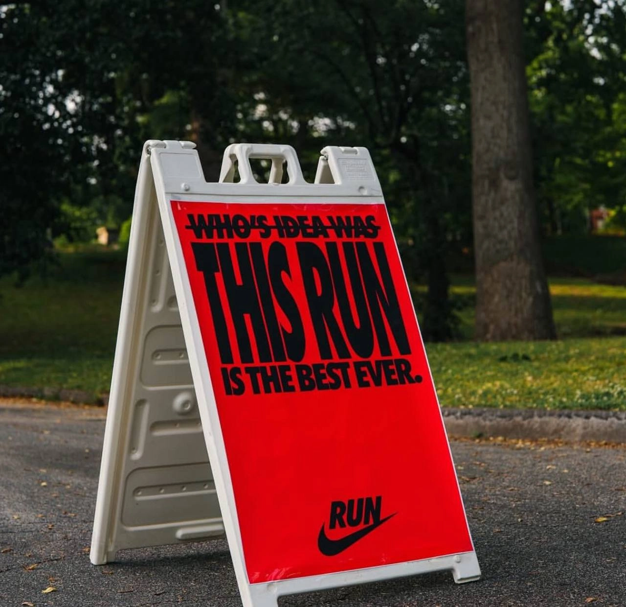Упс? Nike попал в скандал из-за фразы «Never again» (Никогда больше) в кампании для Лондонского марафона | Сетка — новая социальная сеть от hh.ru