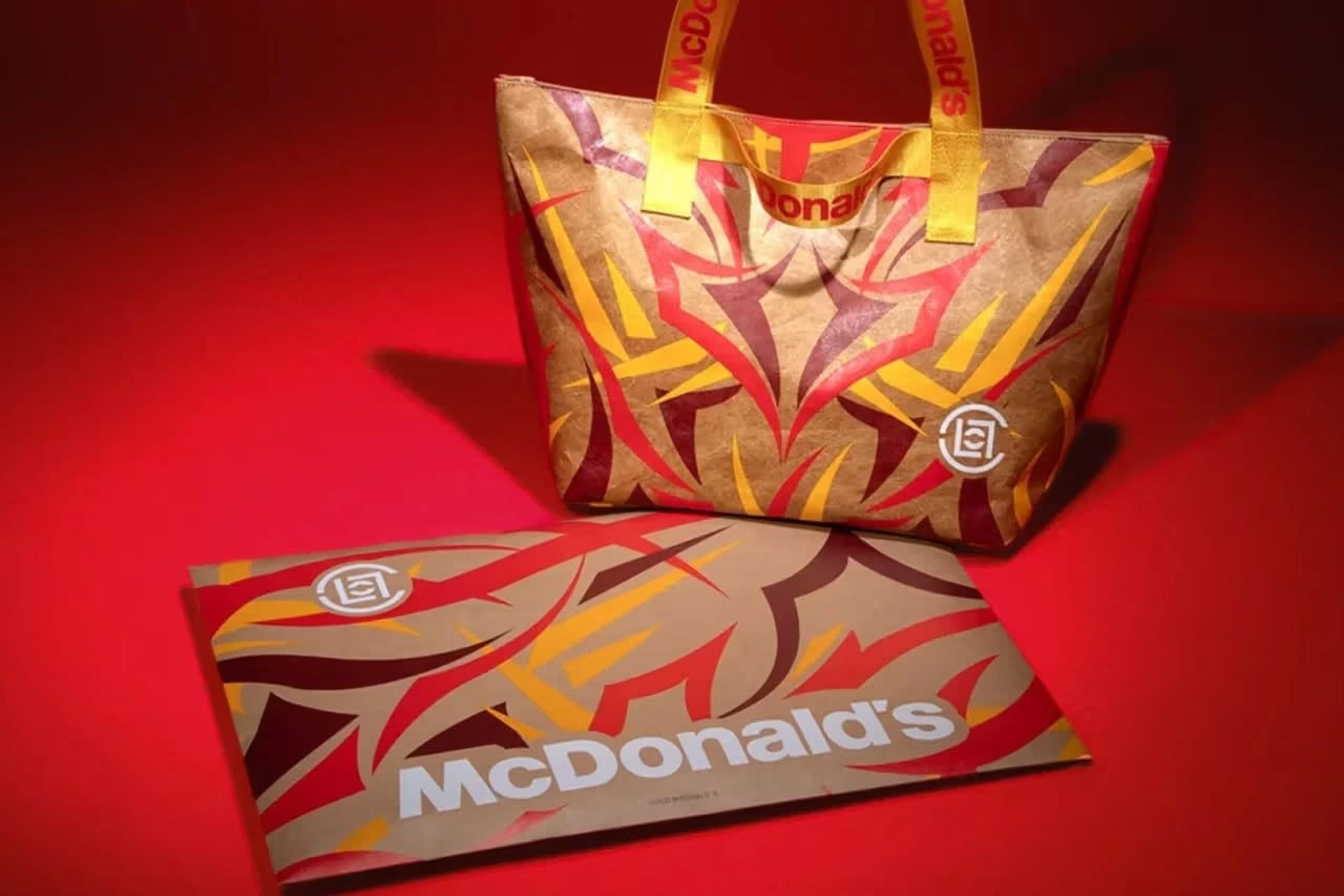 Модники и фанаты McSpicy — для вас обновочки. В начале мая стартует коллекция с культовым паттерном CLOT в цветах хрустящей панировки McSpicy | Сетка — новая социальная сеть от hh.ru