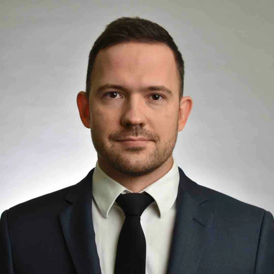 Олег Ткачев | Сетка — социальная сеть от hh.ru