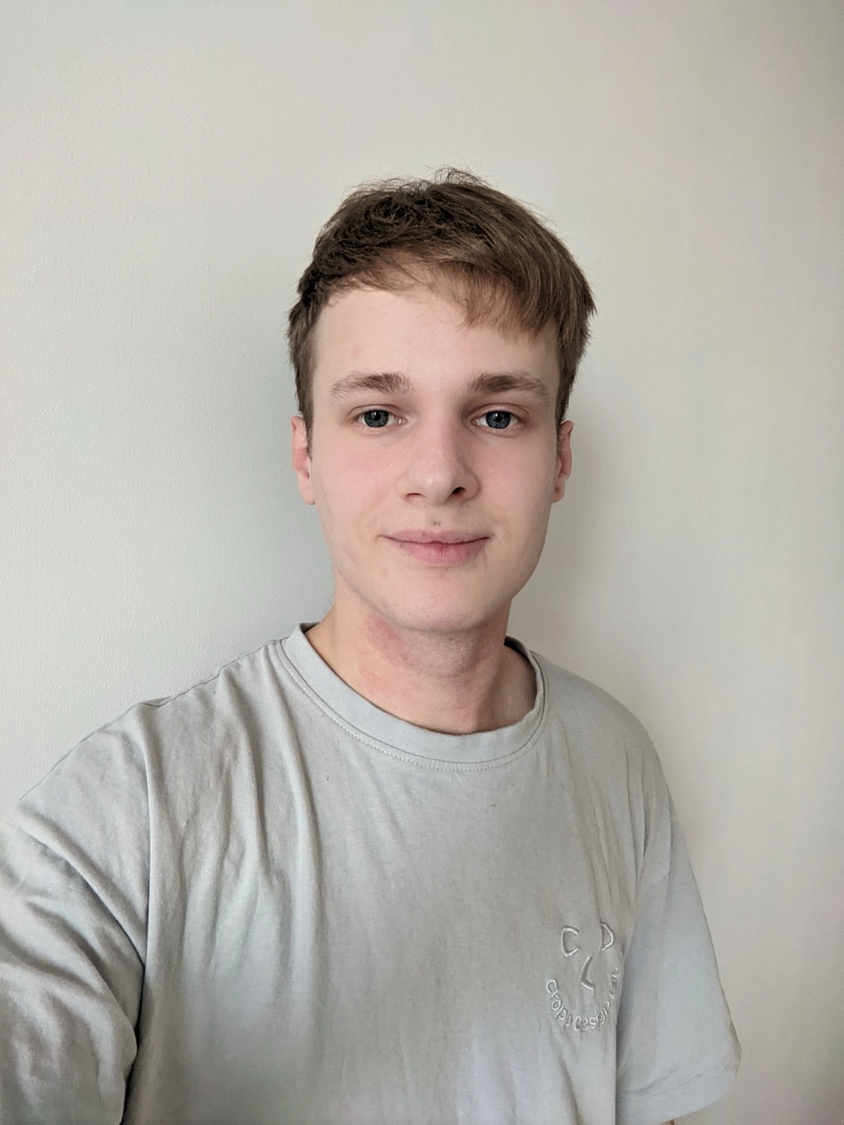 Дмитрий Назаров