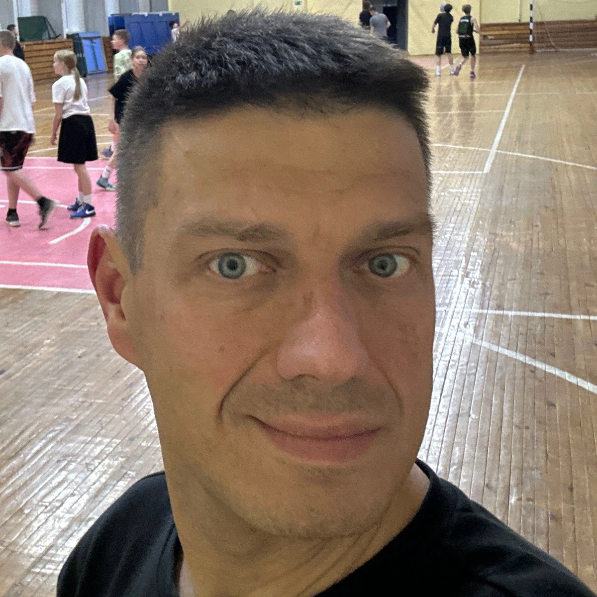 Евгений Попов | Сетка — социальная сеть от hh.ru