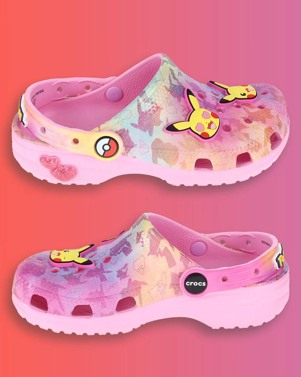Ооо, Crocs выпустят клогги с БЛЕСТКАМИ и покемонами. В линейке будут розовые и черные клогги, выполненные в стилистике и с деталями мульта, а также джиббитсы с персонажами | Сетка — новая социальная сеть от hh.ru