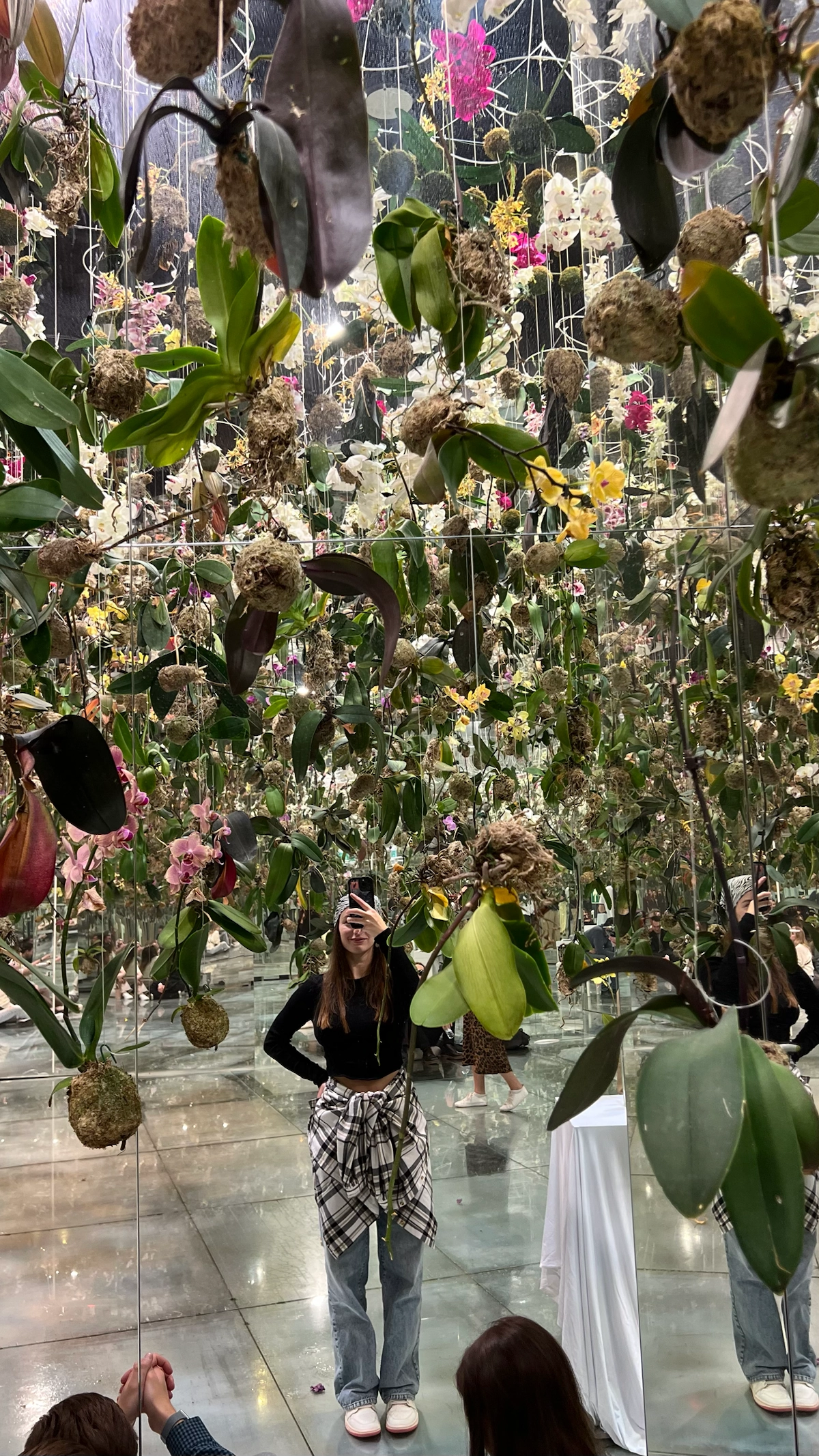 Сходила на Futurione - цифровое арт-пространство на ВДНХ. Задумка офигенная: 6 залов, где технологии + искусство = погружение в себя | Сетка — социальная сеть от hh.ru