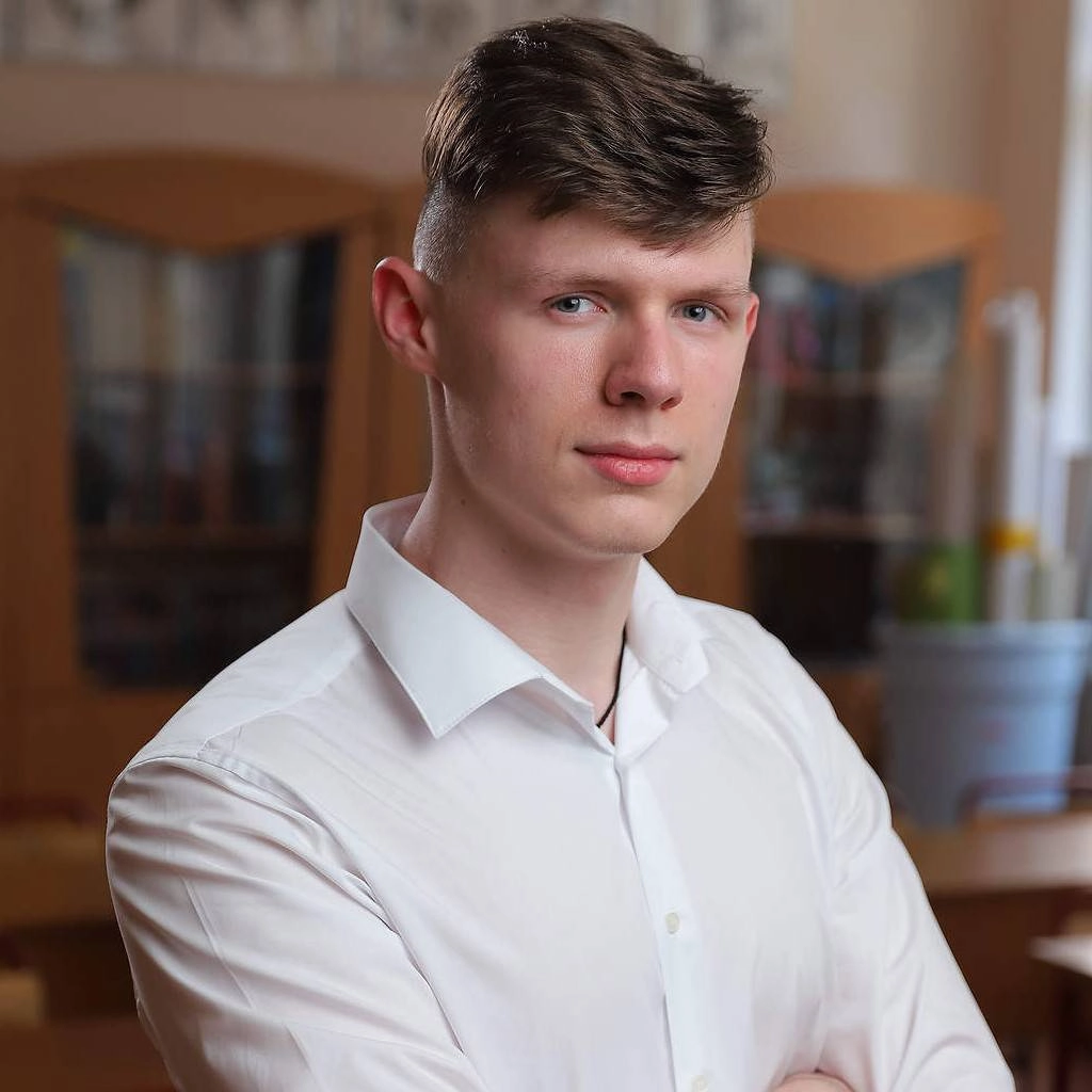 Константин Бардин