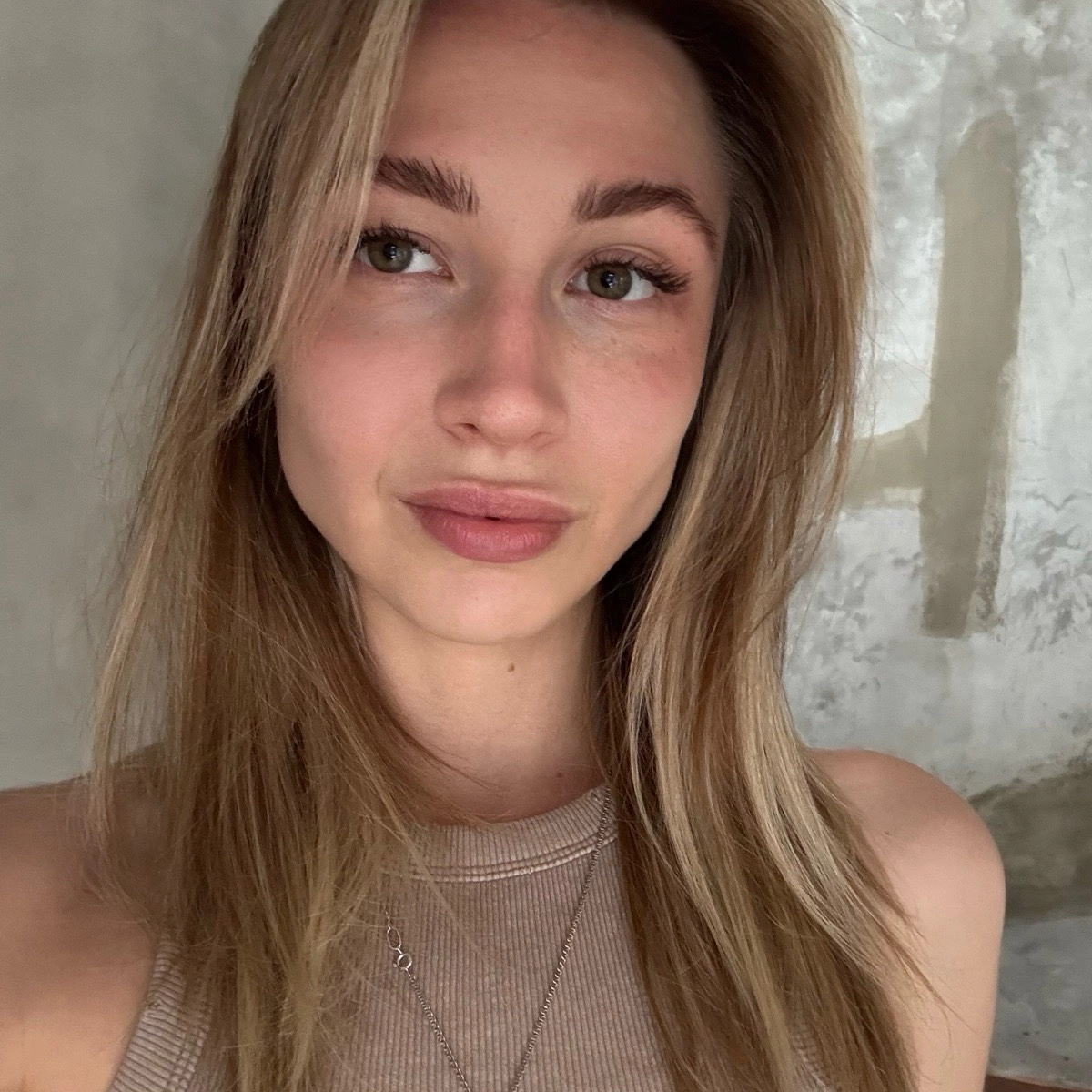 Алена Чернышова | Сетка — социальная сеть от hh.ru