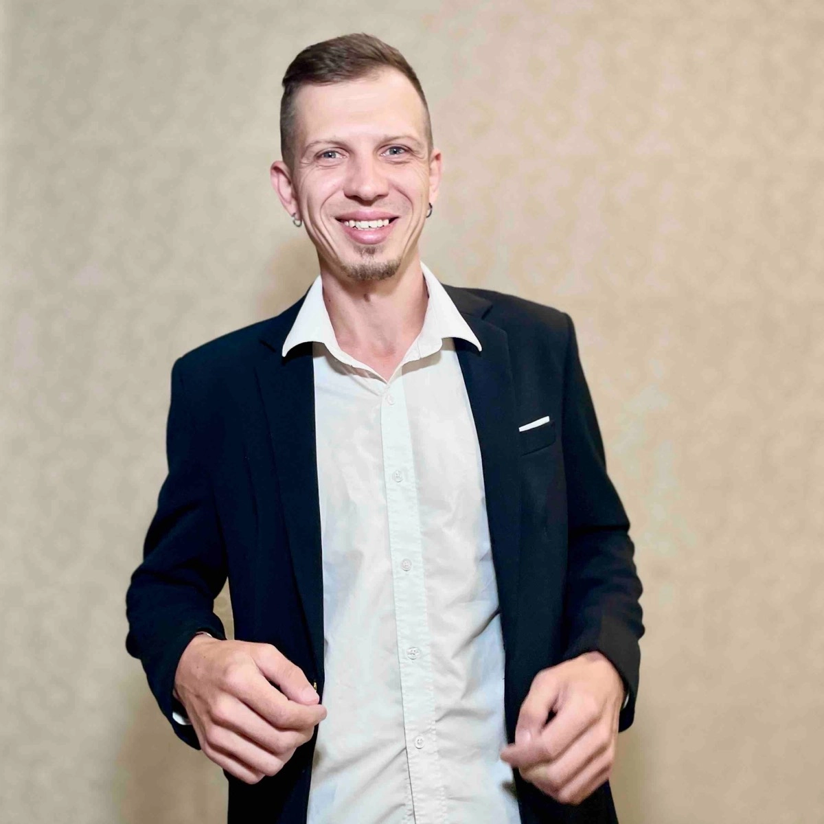 Дмитрий Белявцев