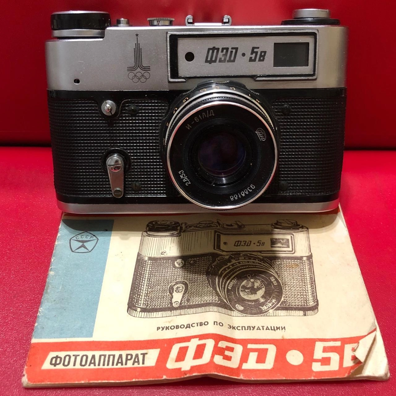 щёлк
я как-то вскользь упоминал, что снова увлёкся фотографией
так вот | Сетка — новая социальная сеть от hh.ru