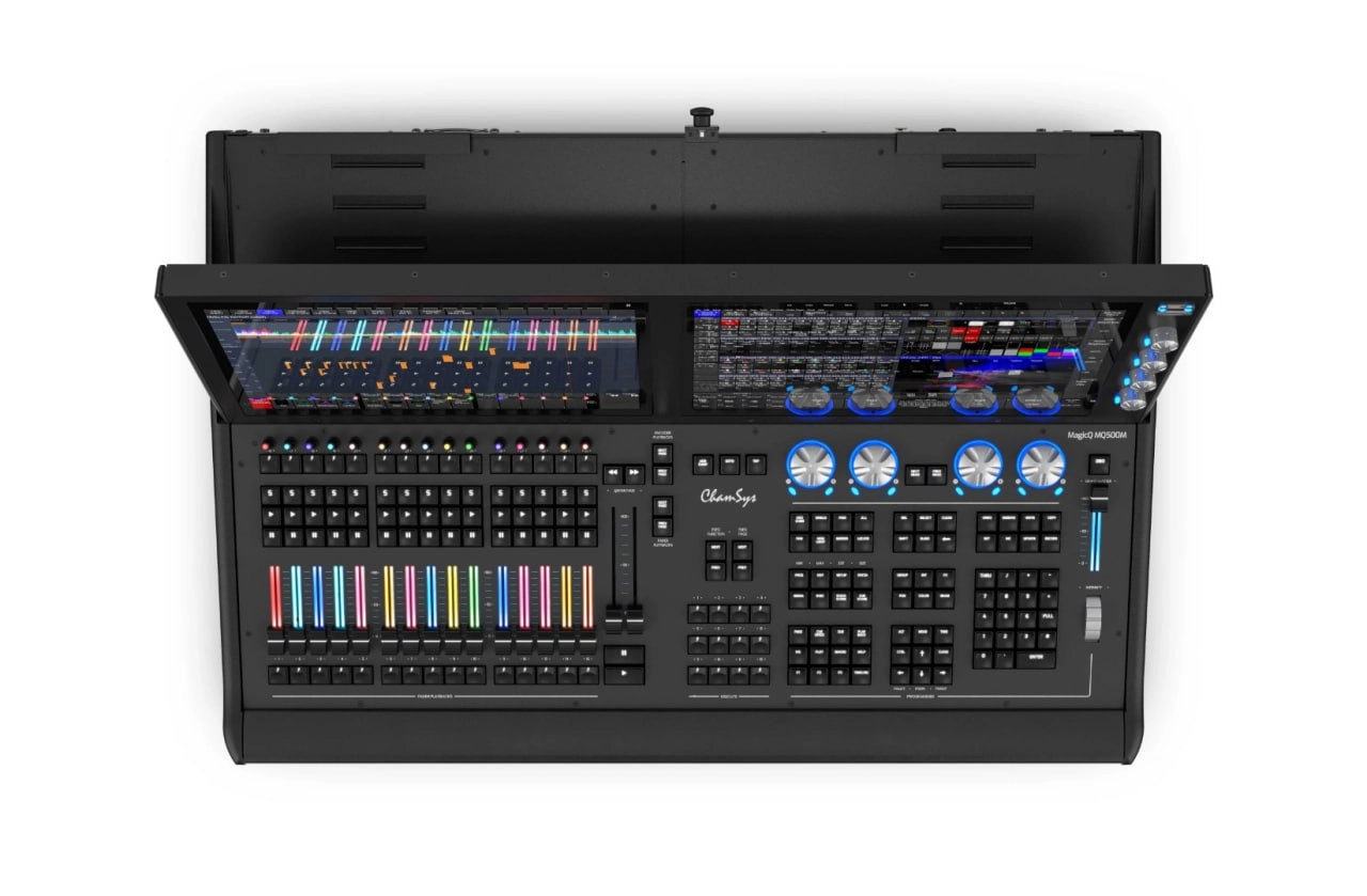 Пульт управления светом MagicQ MQ500M+
Бренд: Chamsys
Артикул: CS100607
Наличие: 1 шт.
Световая консоль MagicQ MQ500M+ 
400 DMX потоков. Моторизированные фейдера | Сетка — новая социальная сеть от hh.ru