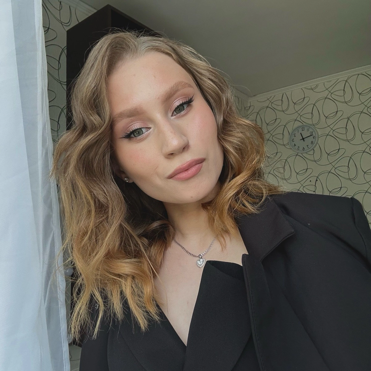 Александра Ли | Сетка — социальная сеть от hh.ru