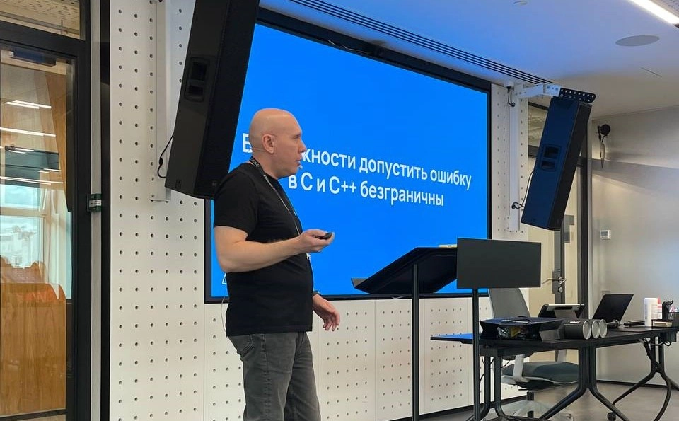Привет всем, кто принял участие в первой встрече клуба C программистов. А кто не принял, приглашаю следить за анонсами будущих мероприятий :)
Небольшой постскриптум по итогам докладов и общения | Сетка — новая социальная сеть от hh.ru