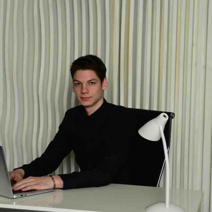 Влад Цедов | Сетка — социальная сеть от hh.ru