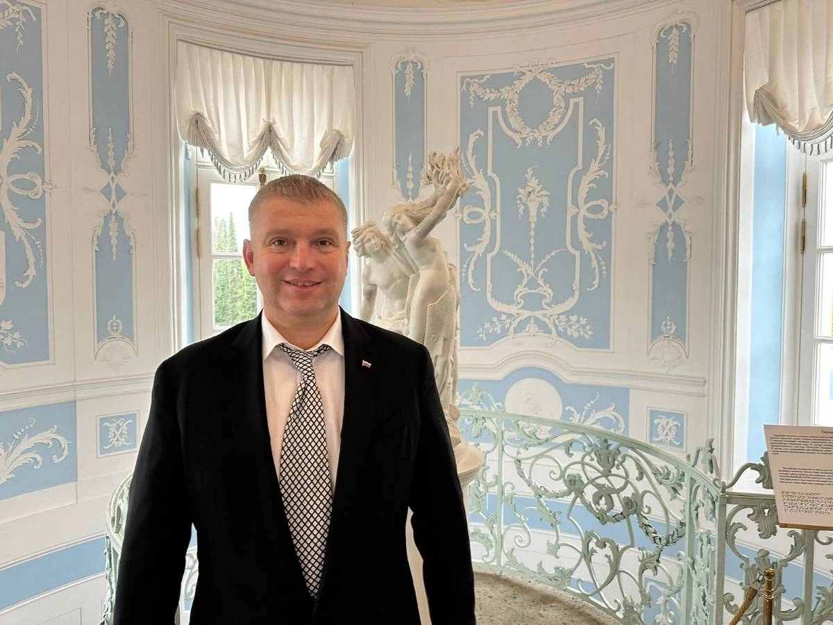 Евгений Леонов