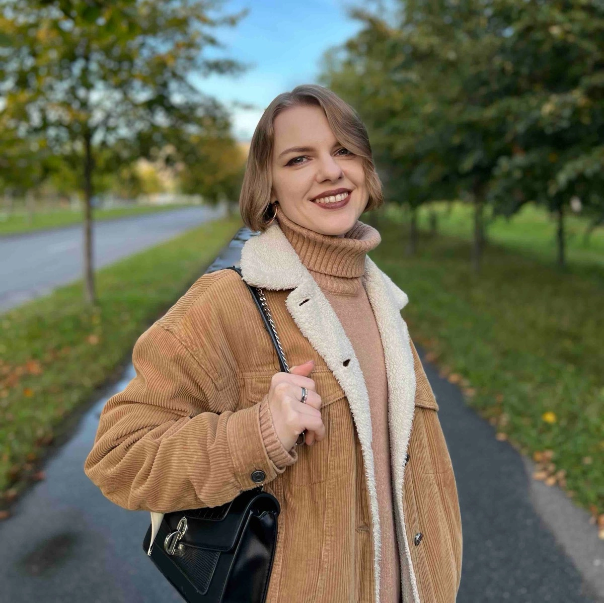 Елена Фатерина | Сетка — социальная сеть от hh.ru