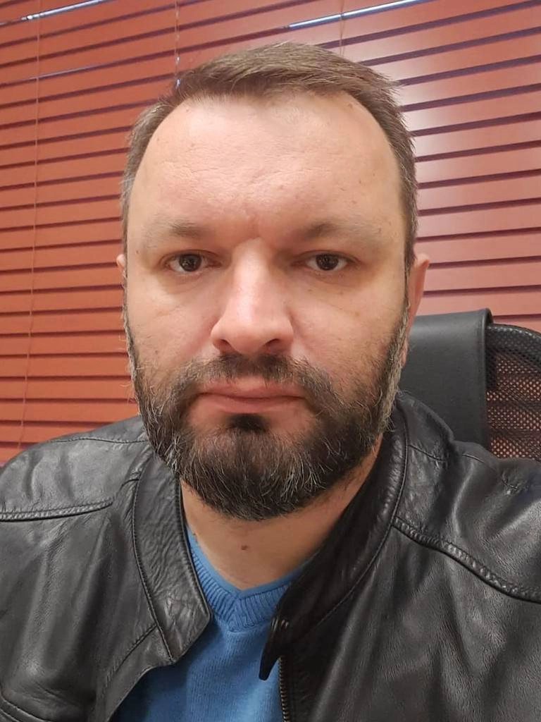 Владимир Захаров | Сетка — социальная сеть от hh.ru