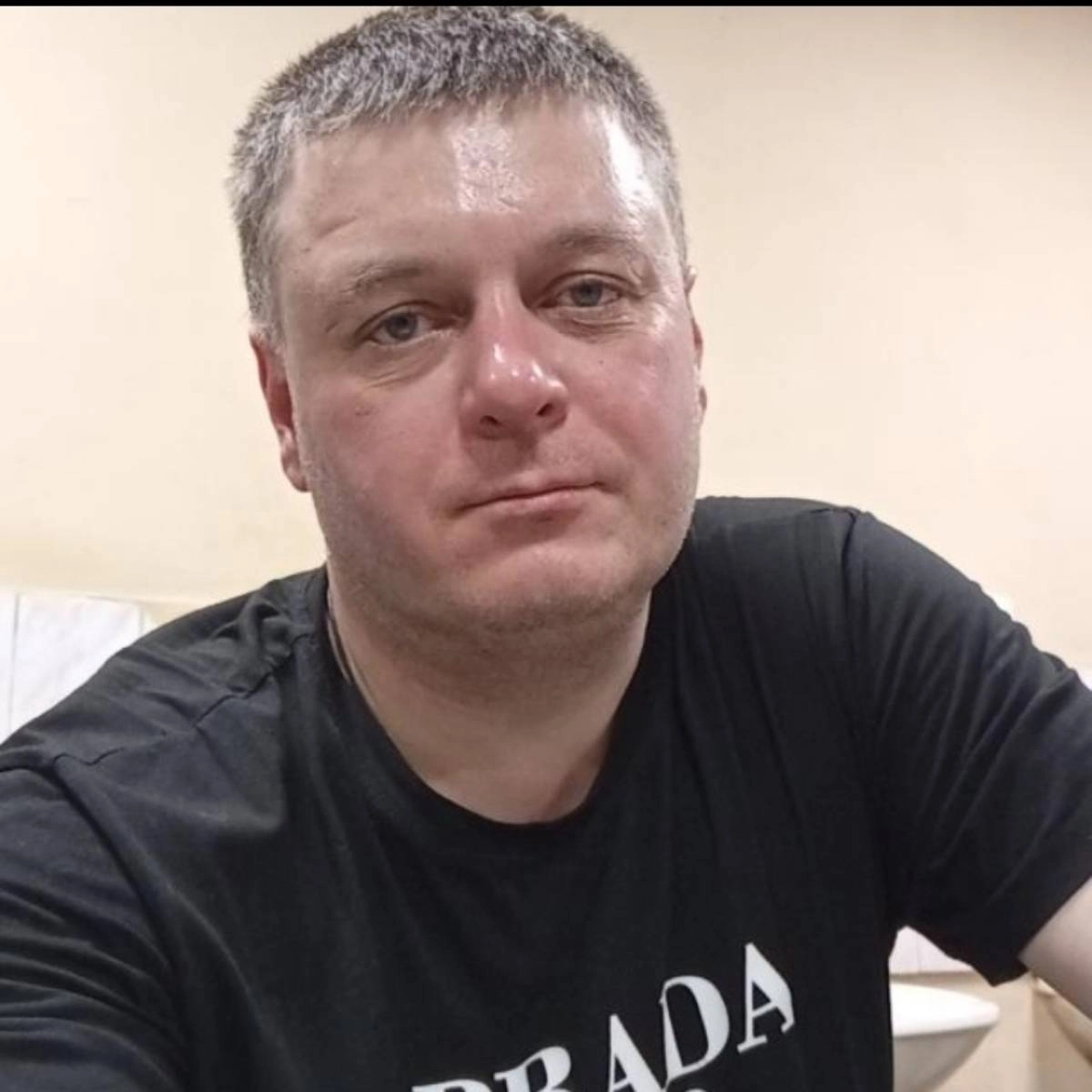 Владимир Артамонов
