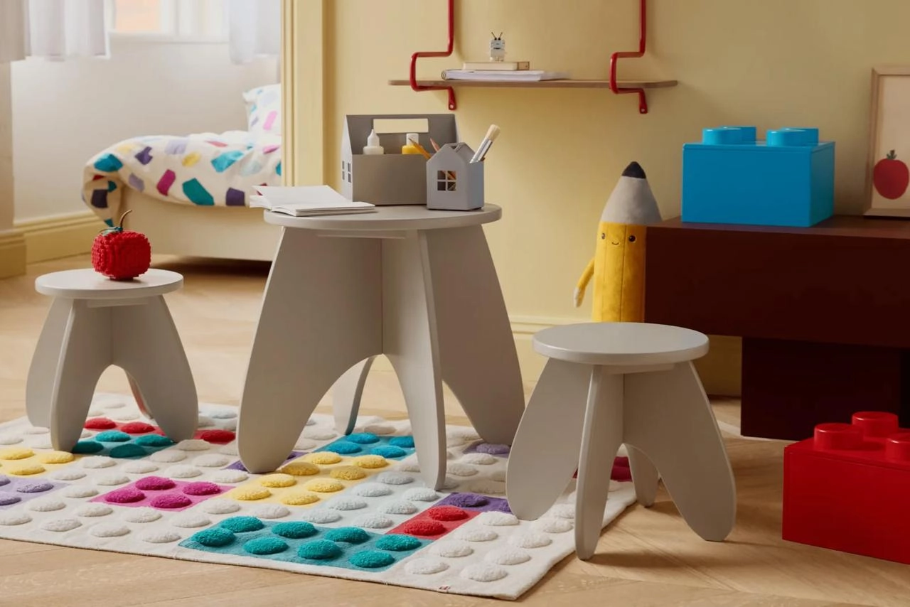 LEGO сделали очередную классную коллабу. В этот раз они объединились с H&M и выпустили совместную коллекцию | Сетка — социальная сеть от hh.ru