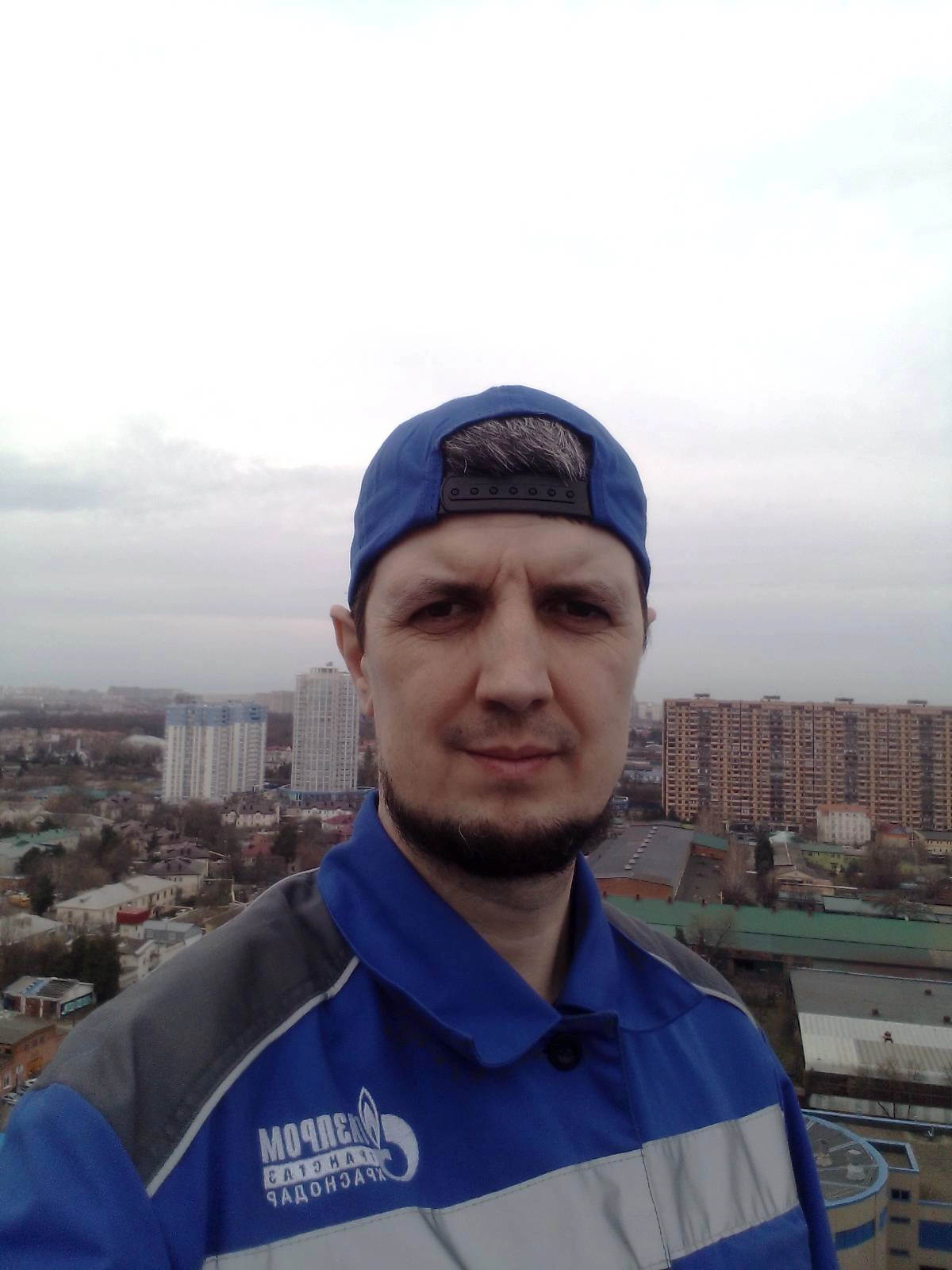 Максим Ангелов