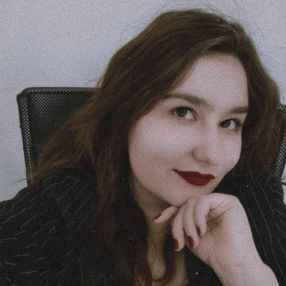 Алена Весельева