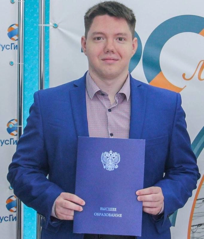 Максим Уколов | Сетка — социальная сеть от hh.ru