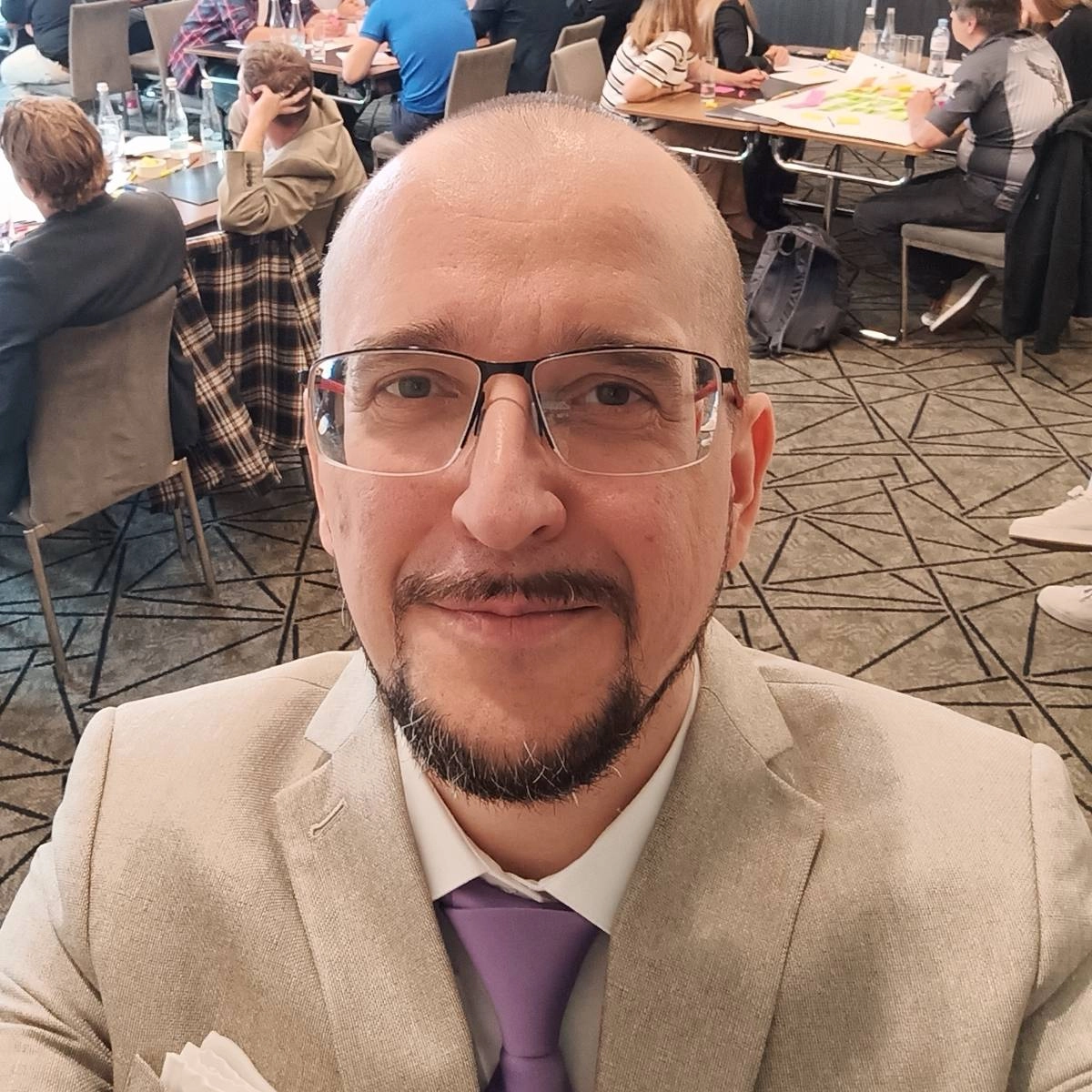 Network member avatar