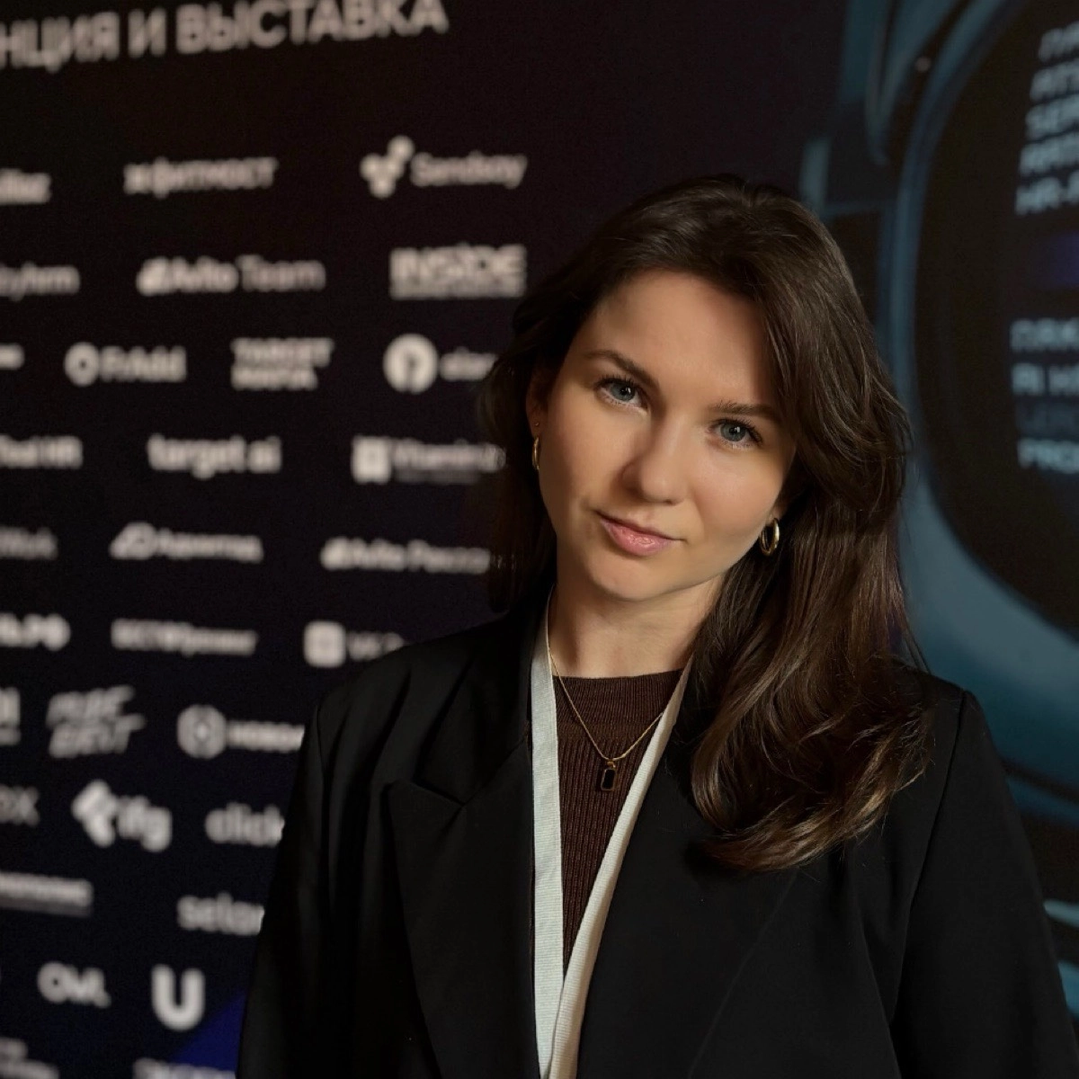 Алёна Ушакова | Сетка — социальная сеть от hh.ru