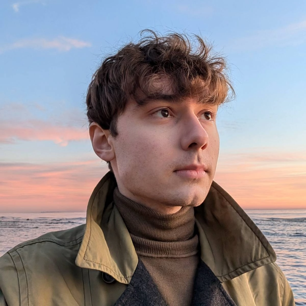 Daniil Pavlov | Сетка — социальная сеть от hh.ru