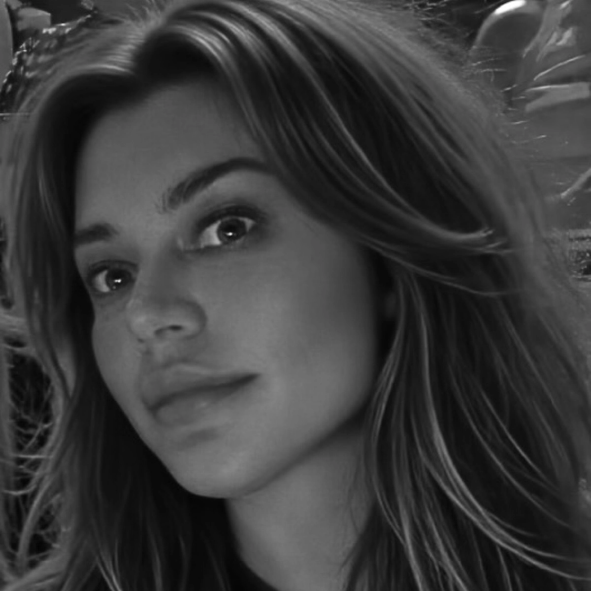 Анна Ло