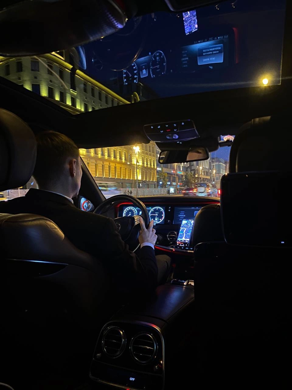 итоги лета 2025 
(нарушу немного традицию дня тишины)
Это лето для меня, как и для многих, кстати, из моего окружения, стало одним из самых тяжелых и при этом "трансформационных",
как я называю это: р... | Сетка — социальная сеть от hh.ru