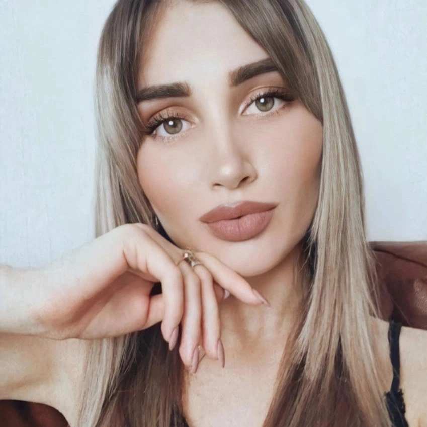 Елена Острожнюк
