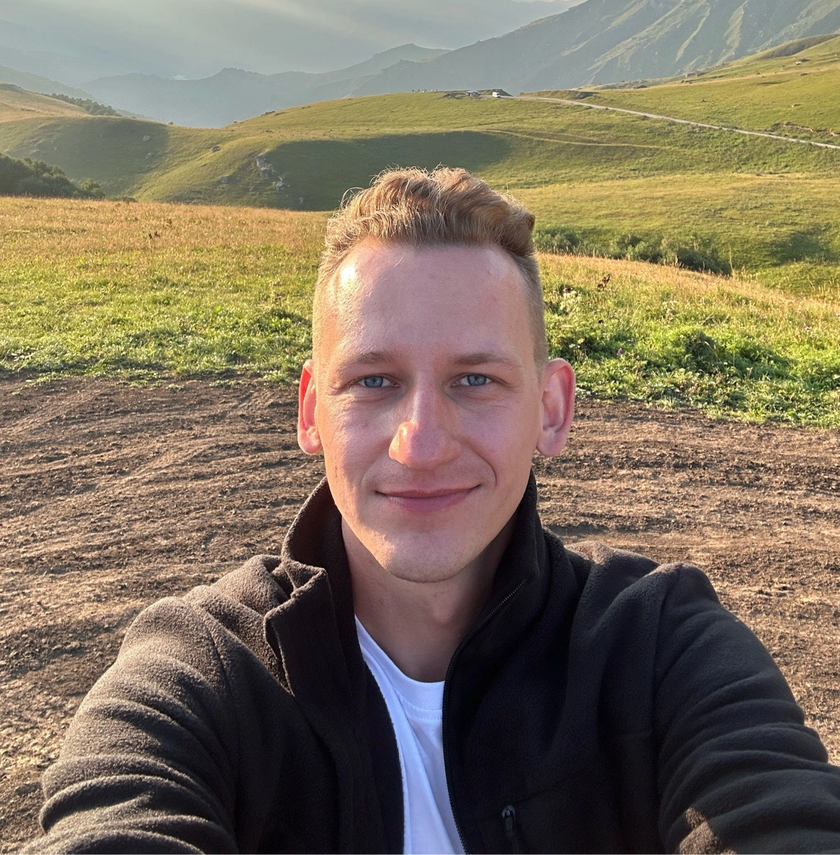 Александр Баженов